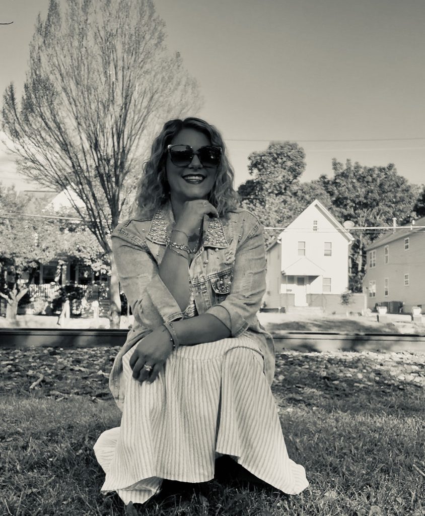 Style, outside, black and white