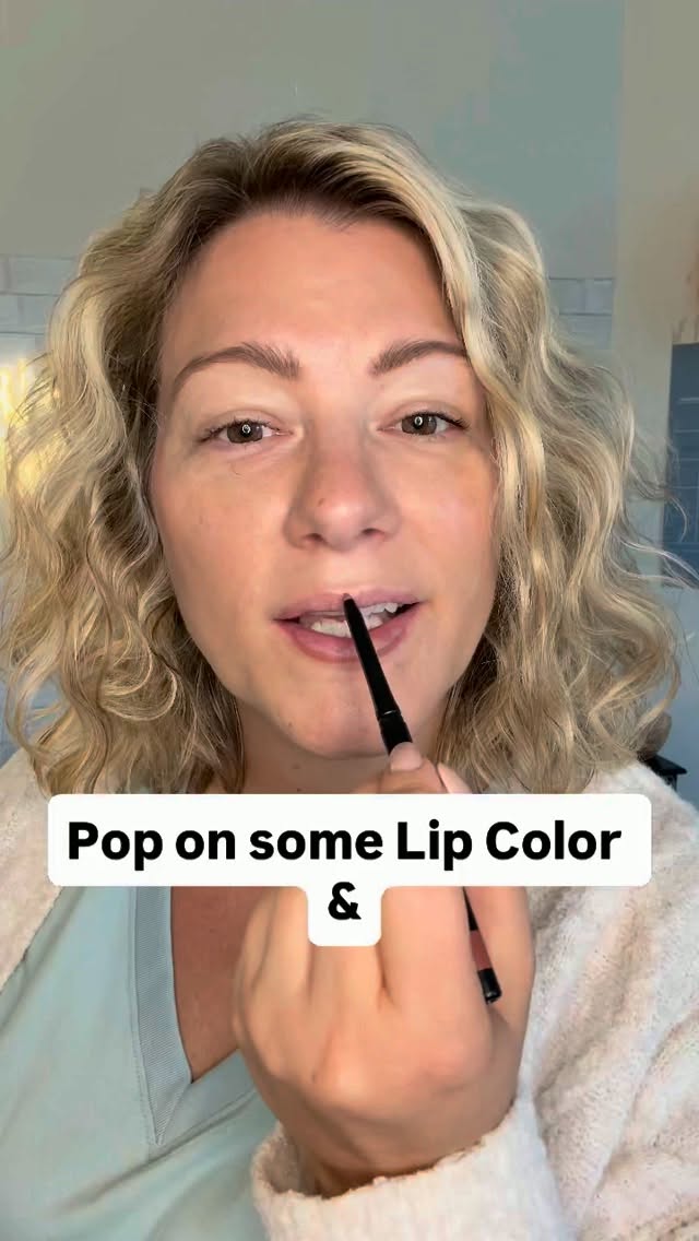 Getting dressed is the easy part 👍 Feeling styled and put together is always my challenge. 
.
As long as I follow these steps, I feel like I can get ready and look put together daily, & a busy mom of 3 that’s exactly what I need!  Comment BUSY for these pieces to be sent to your inbox!
.
Let’s grab your favorite lip color, a beautiful necklace, stack, a pair of earrings and you are good to go! 
.
#style #nj #simple #affordable
